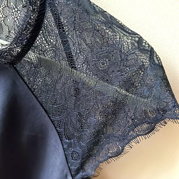 Only lace detailed dress in navy blue size 10 - Picture 3 of 6